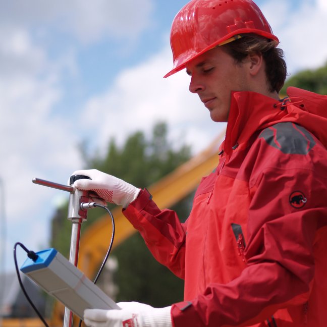 Geotechnics / soil thermal route analysis with Hukseflux' FTN02 thermal conductivity measurement system